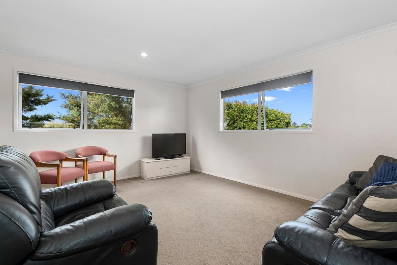 The Nautical Bach - Mangawhai Heads Holiday Home Exterior photo
